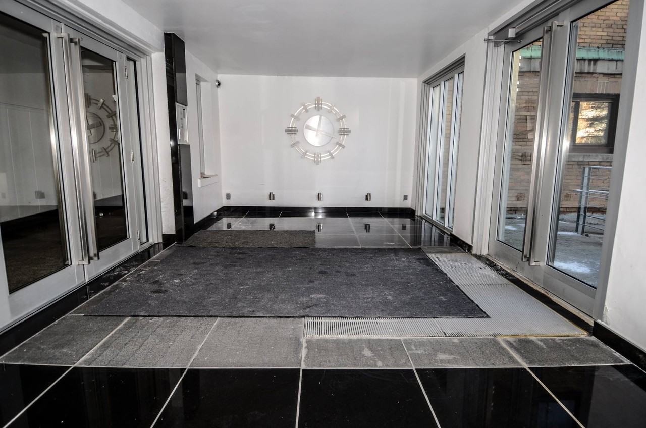 Bonavista Towers - Photo 4 of 8