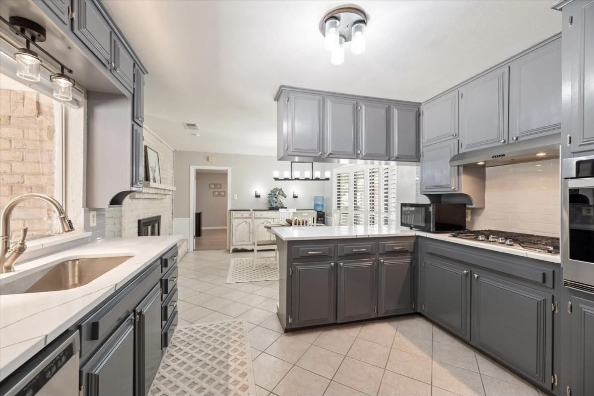 2021 Mountainview Dr #NA - Photo 2 of 8