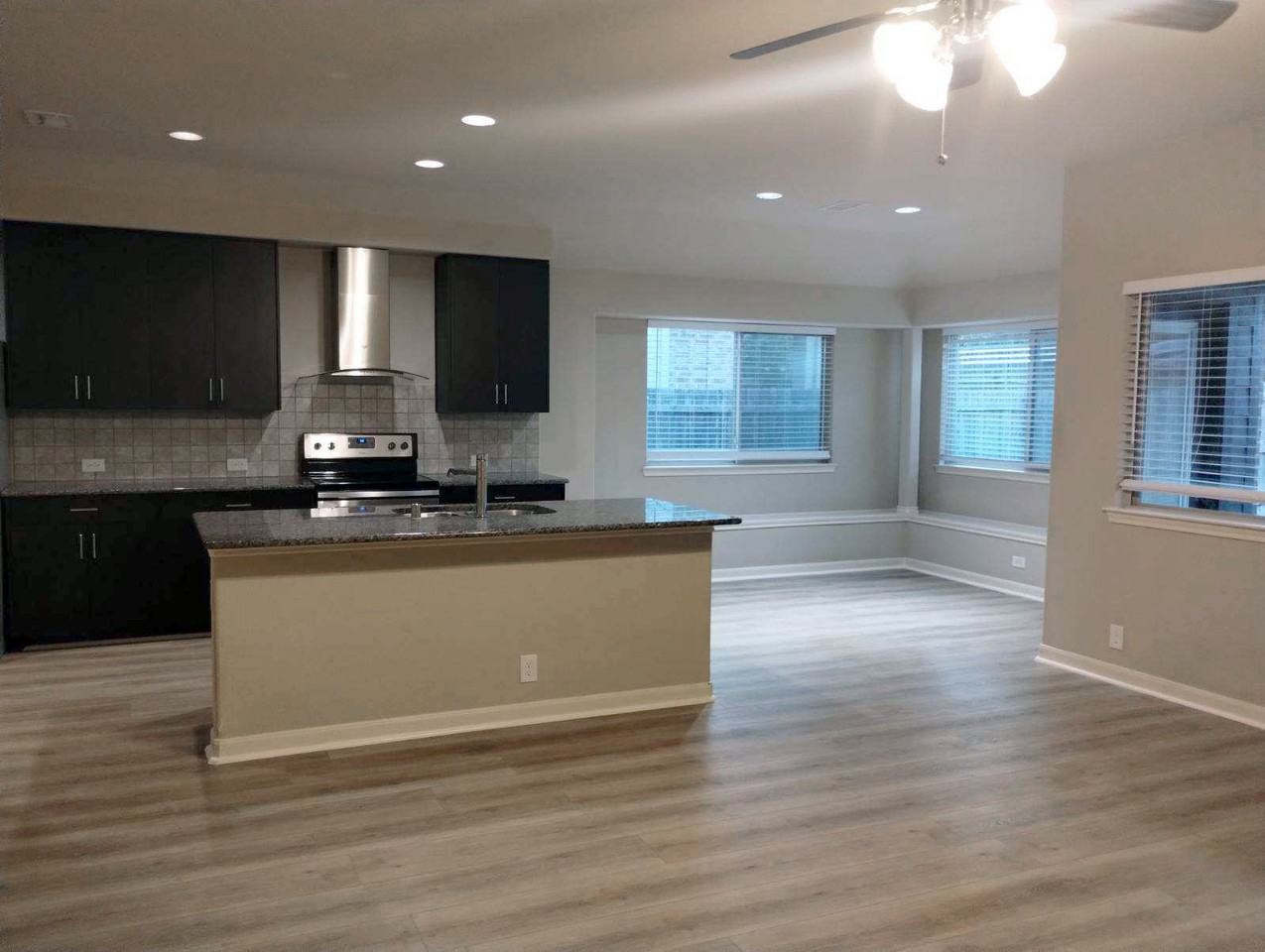 449 Hayes St #NA - Photo 2 of 21