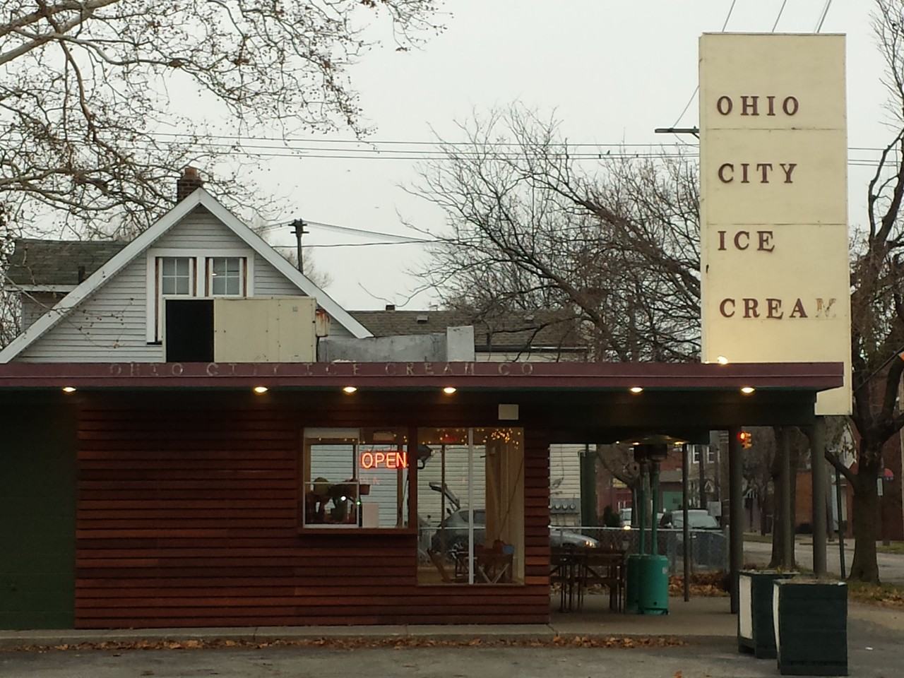 1973 W 44th St - Photo 6 of 50