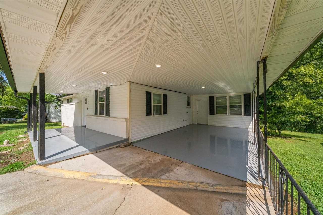 1128 Baker Ave #NA - Photo 2 of 26