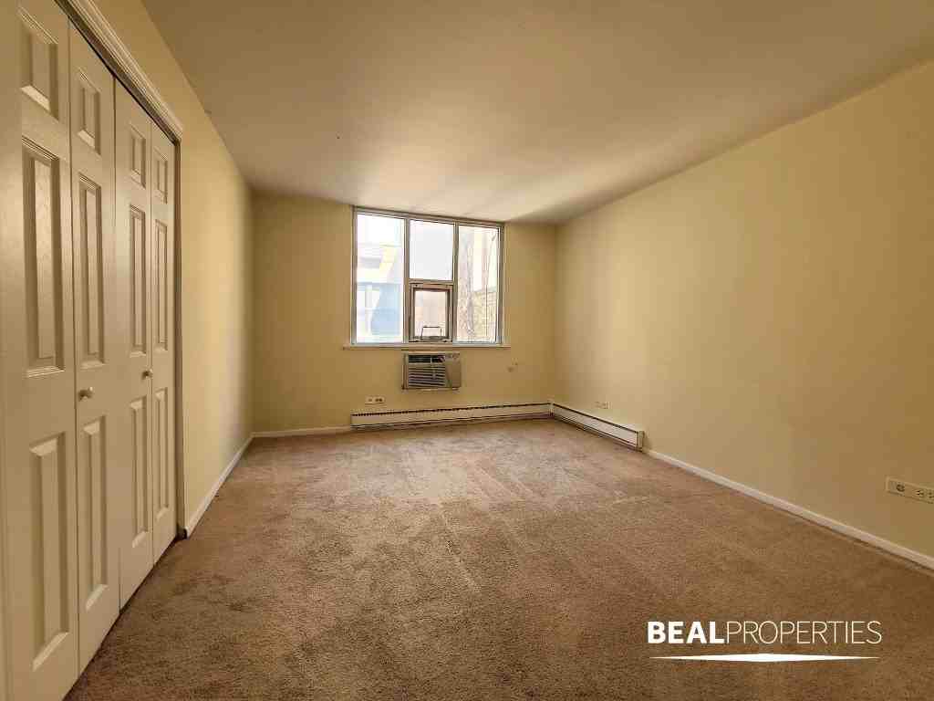 1446 N Dearborn St #CLB3 - Photo 3 of 12