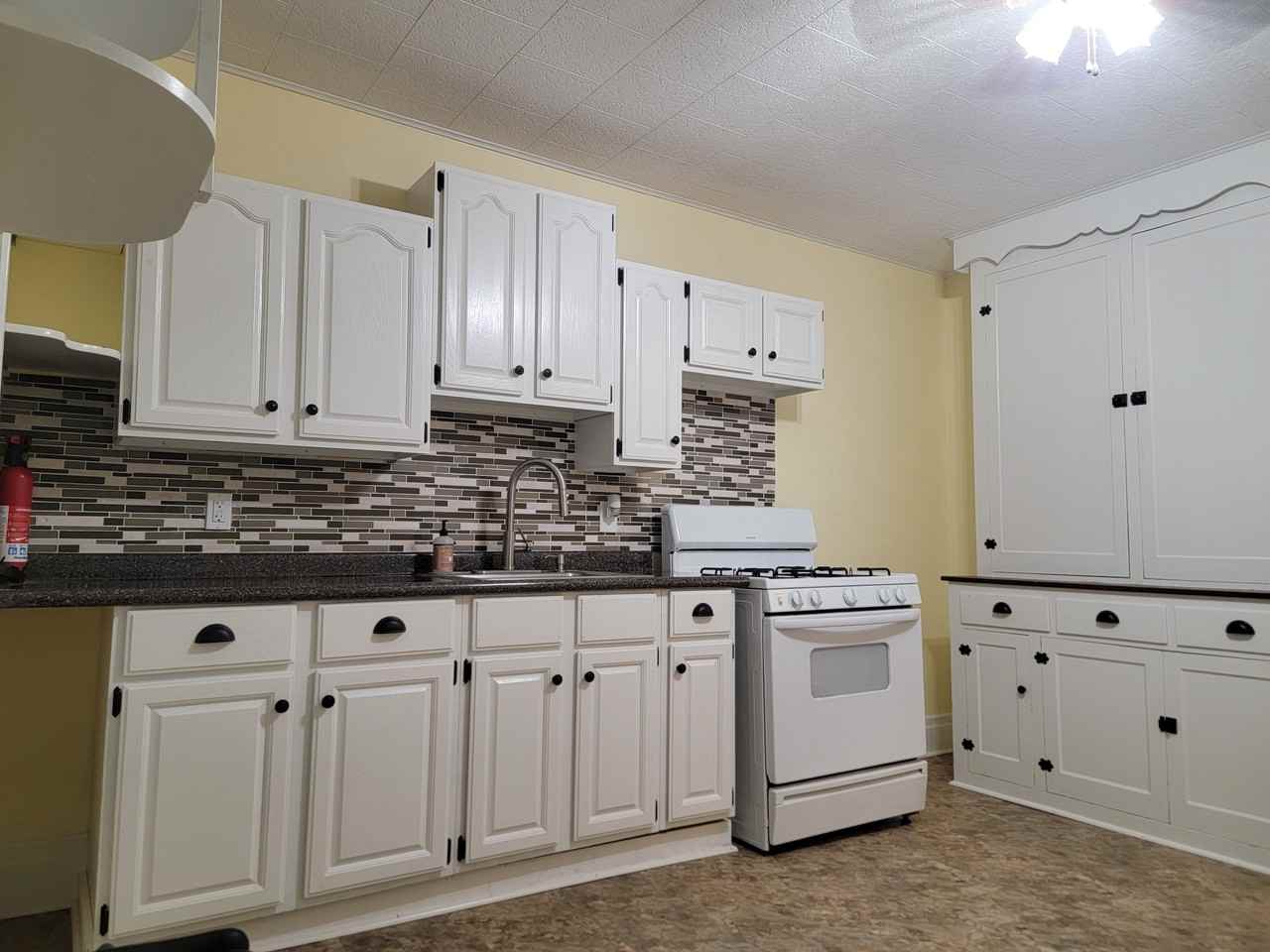 22 E Courtney St - Photo 2 of 12