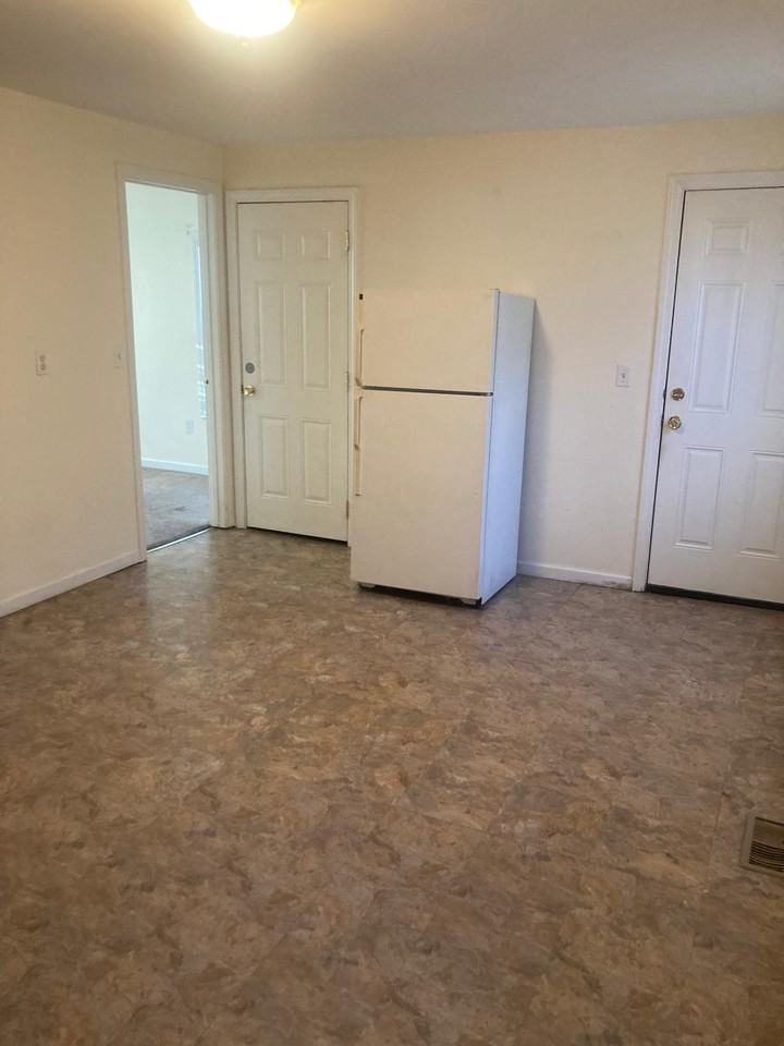 18 N 3rd St #1 - Photo 6 of 10