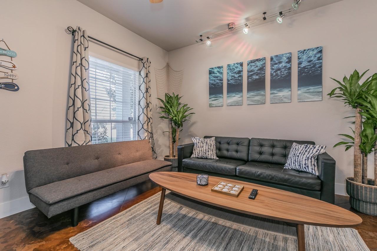 2803 Frazier Ave #NA - Photo 3 of 36