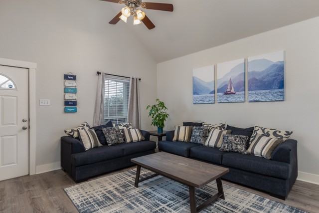 2801 Frazier Ave #NA - Photo 3 of 23