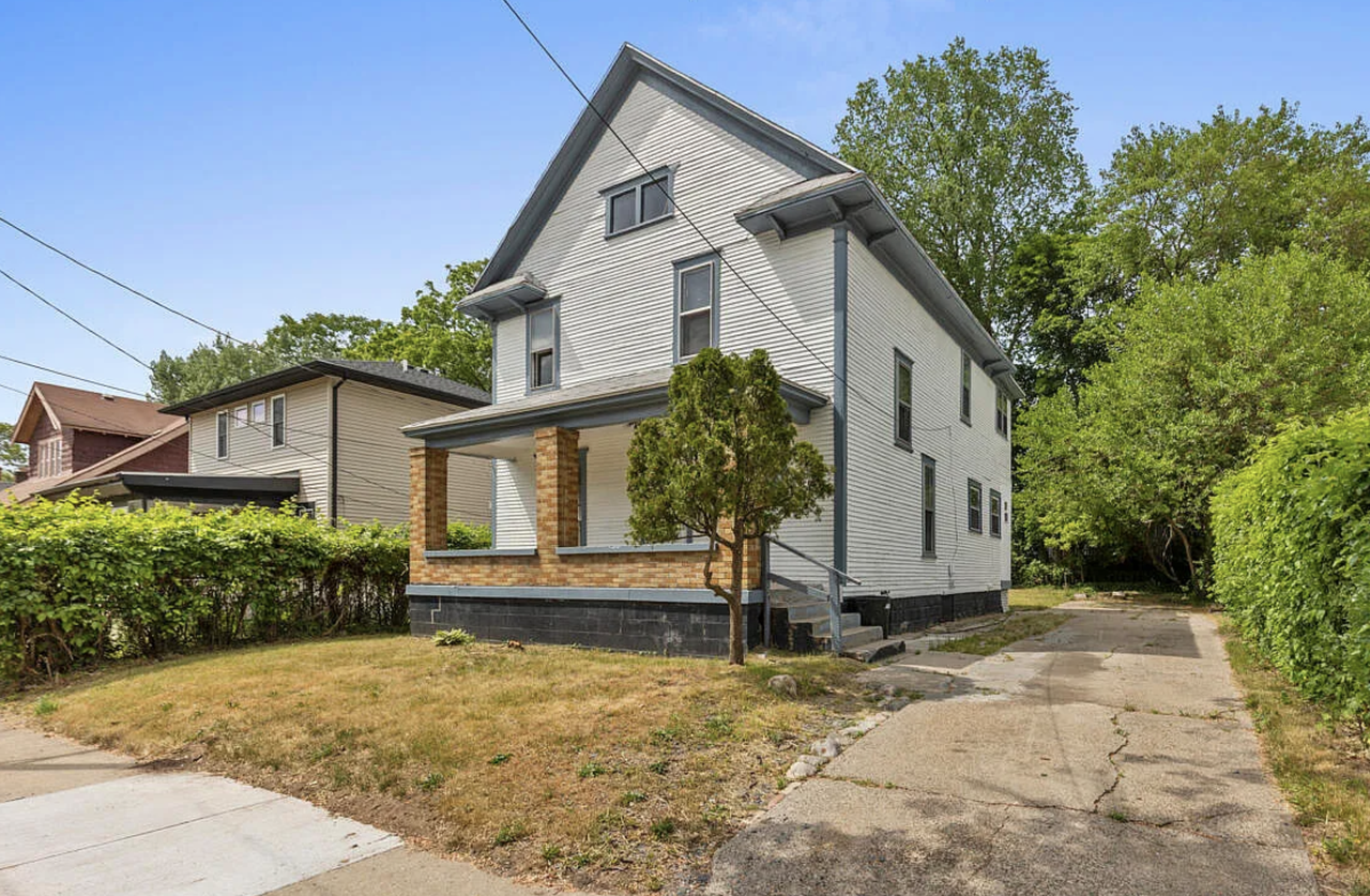 1007 Sherman St Se #NA - Photo 3 of 22