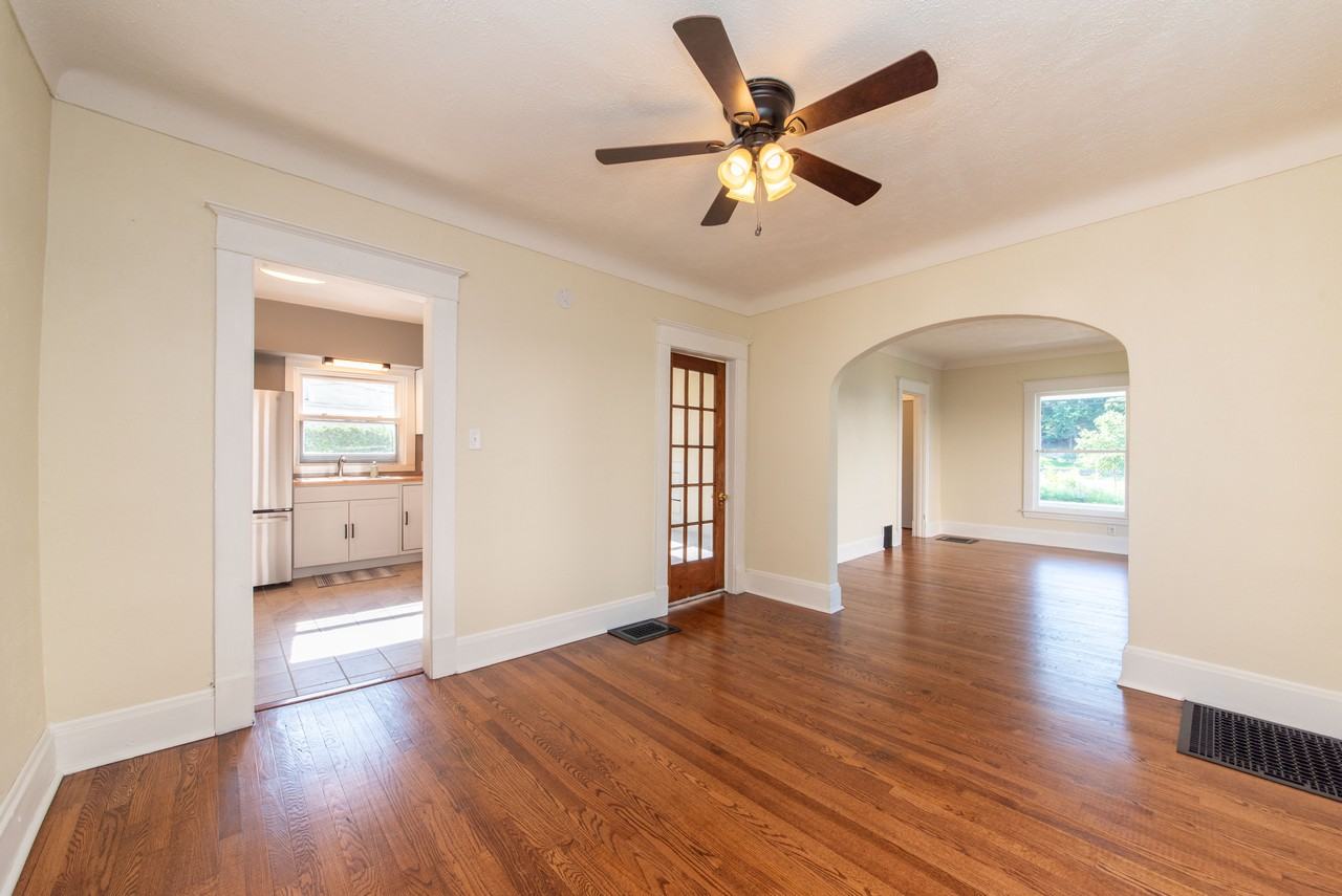 1007 Sherman St Se #NA - Photo 7 of 22