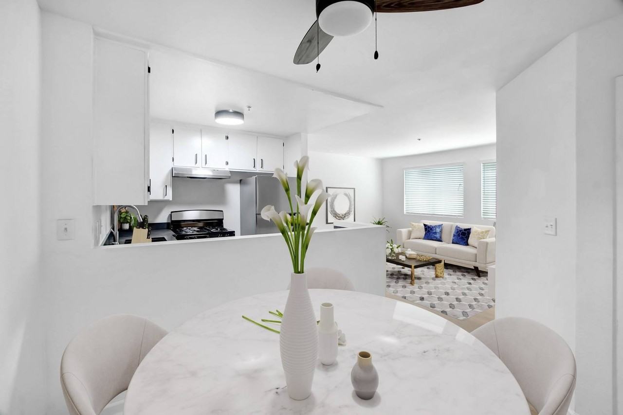 Keystone Apartments - Photo 4 of 51