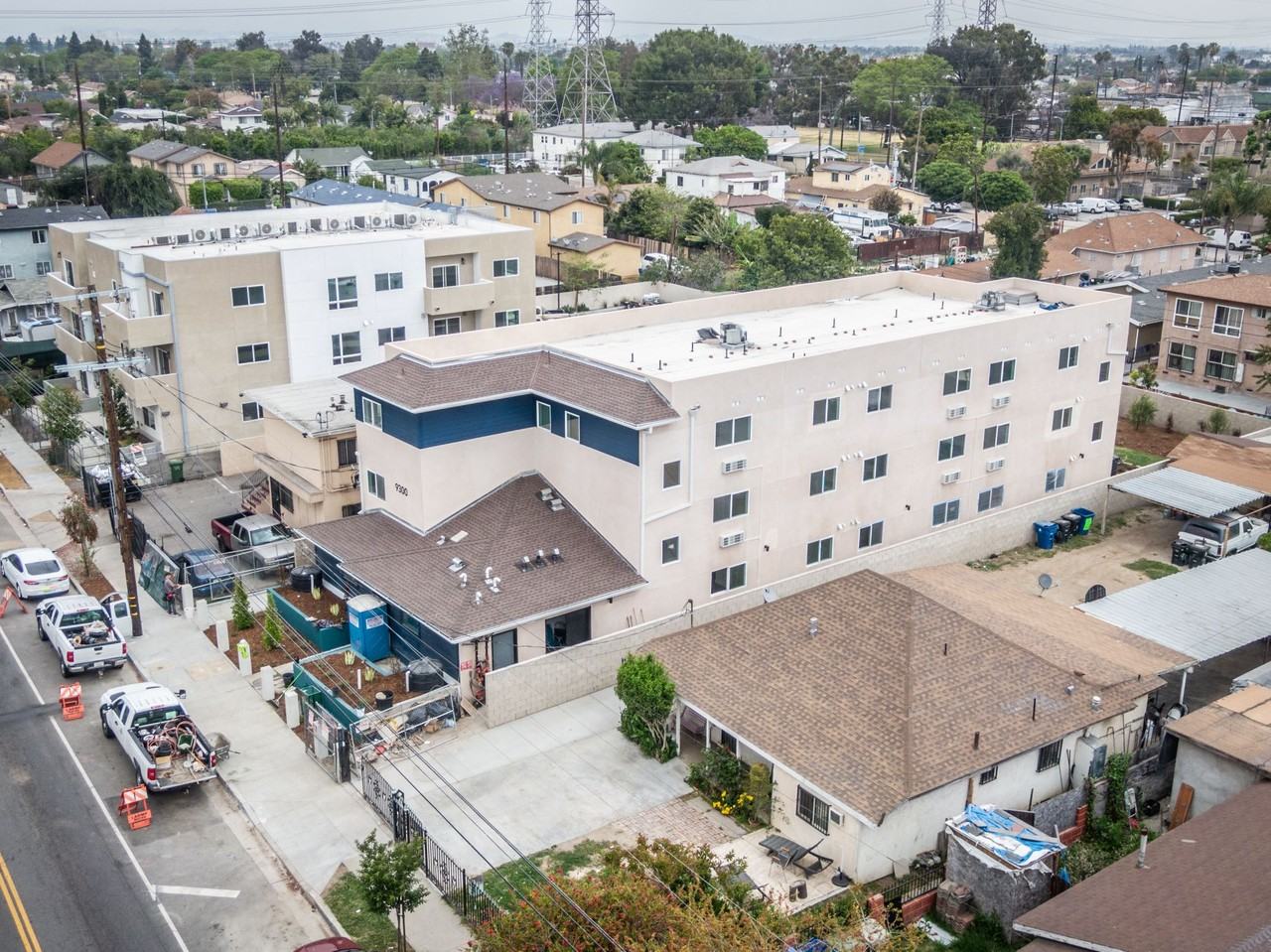 9300 Compton Ave - Photo 7 of 16