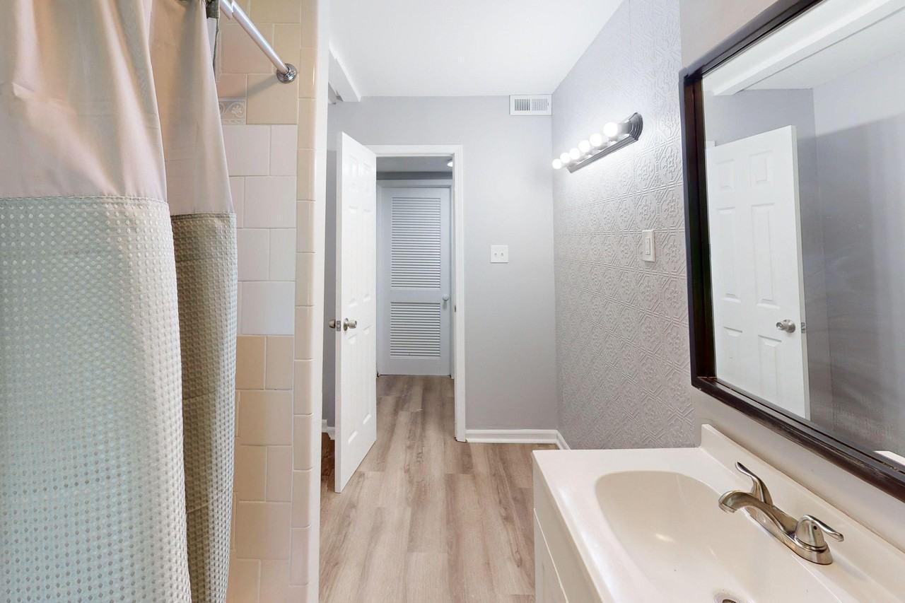 Campbell Dr - Photo 4 of 13