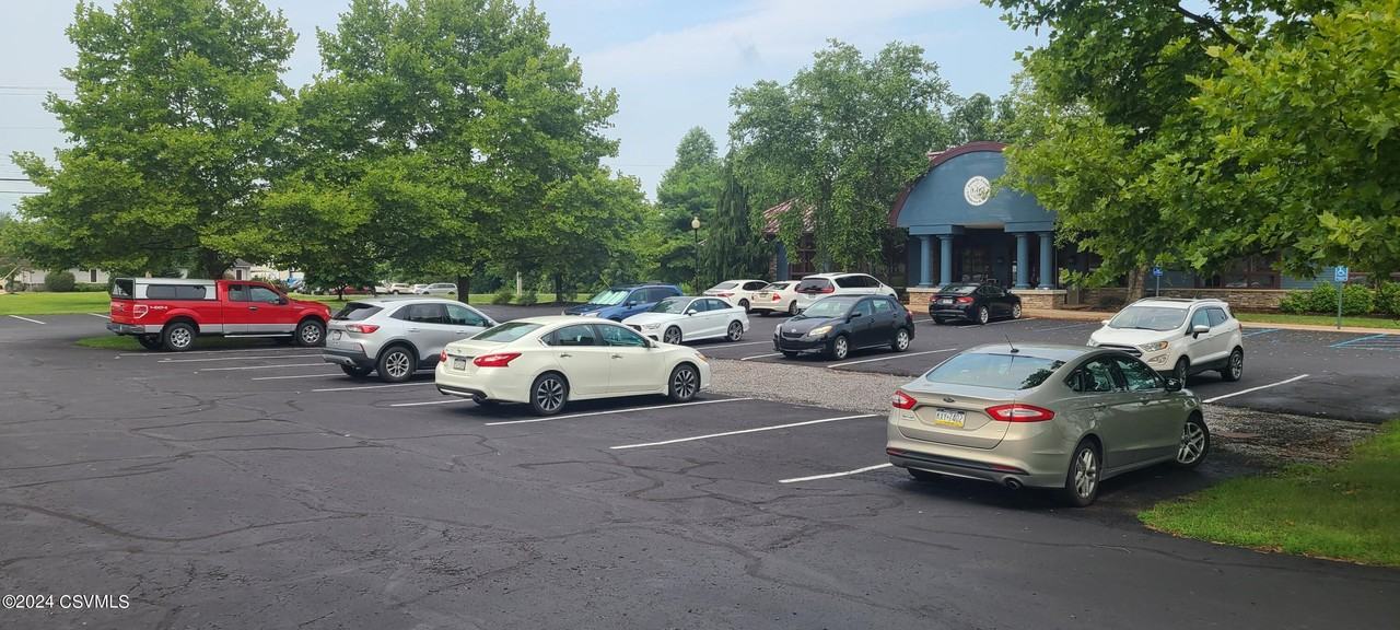 25 Belford Blvd - Photo 3 of 19