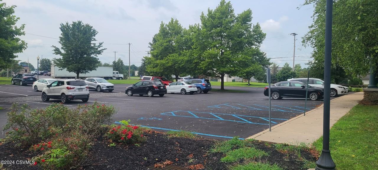 25 Belford Blvd - Photo 4 of 19