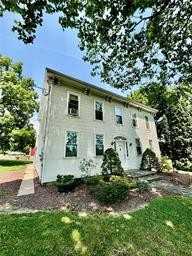 6038 Front St - Photo 2 of 15