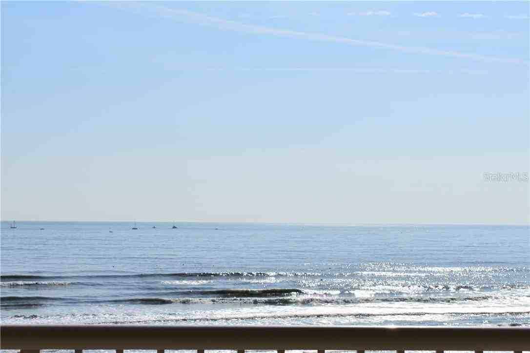 701 N Atlantic Ave #401 - Photo 4 of 49