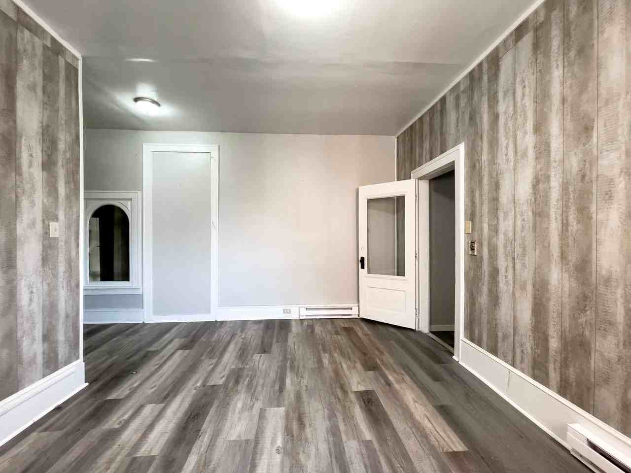 216 N McKinley Ave - Photo 4 of 33