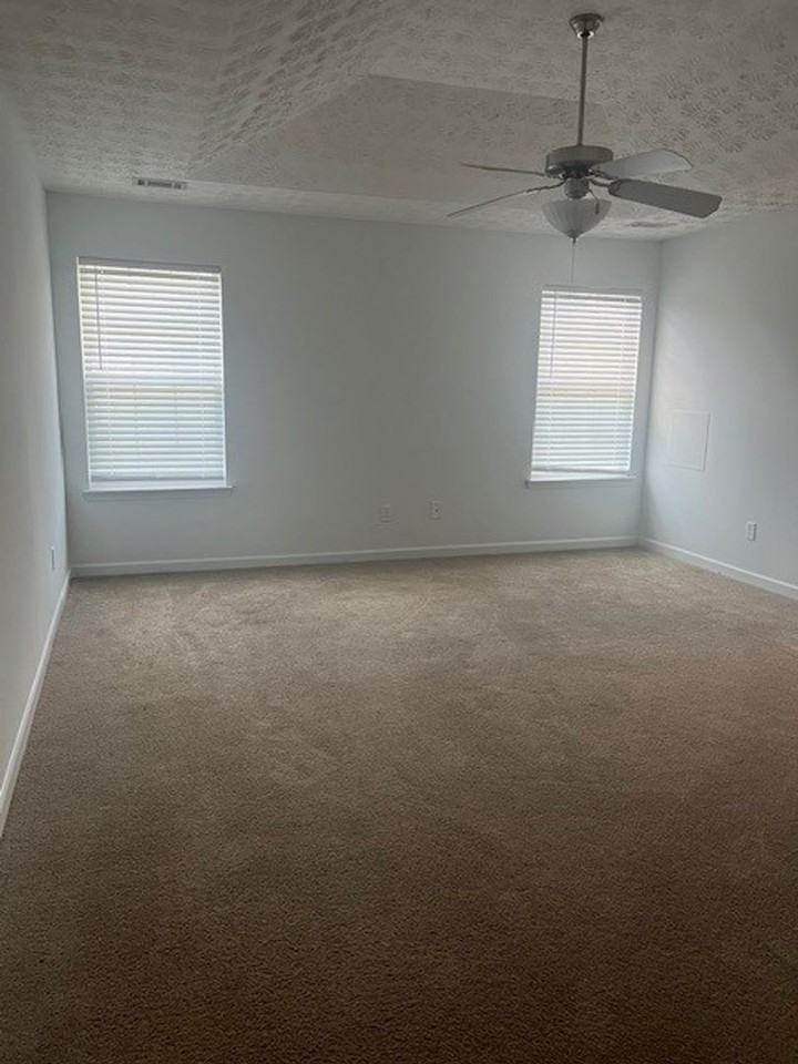 687 Georgetown Court - Photo 7 of 15