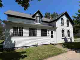 featured image of 630 E Wausau Ave