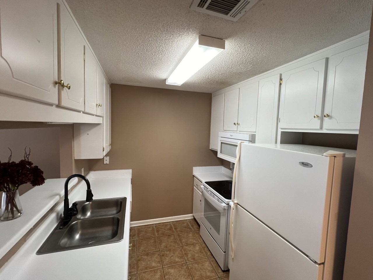 161 1 - Photo 4 of 21