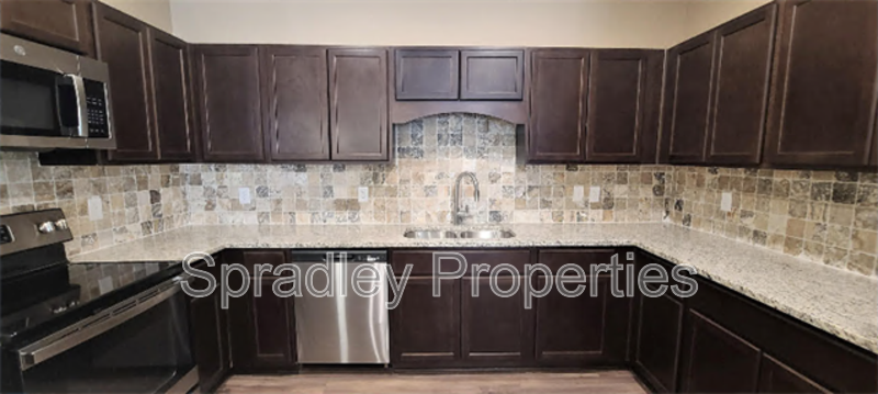 1065 Hibiscus Unit A - Photo 4 of 11