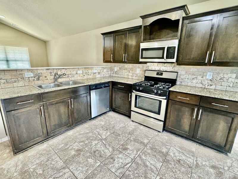 16084 S 88th East Pl - Photo 2 of 33