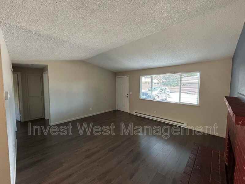 3512 Kauffman Ave #I - Photo 3 of 11