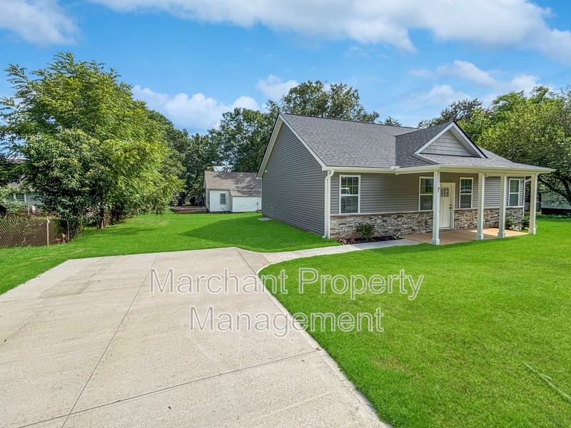 7 20th St - Photo 4 of 26