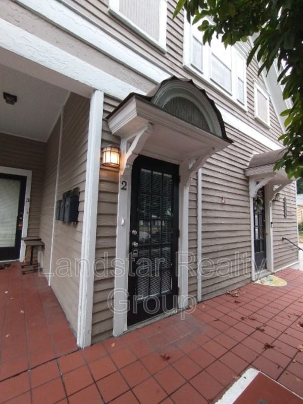 2127 Grinstead Dr #3 - Photo 3 of 22