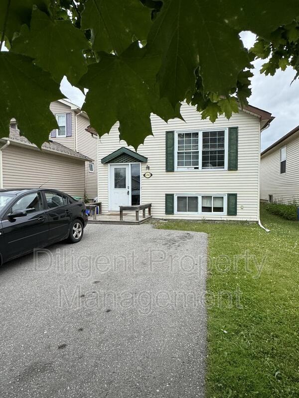 1241 Huntington Circle #5