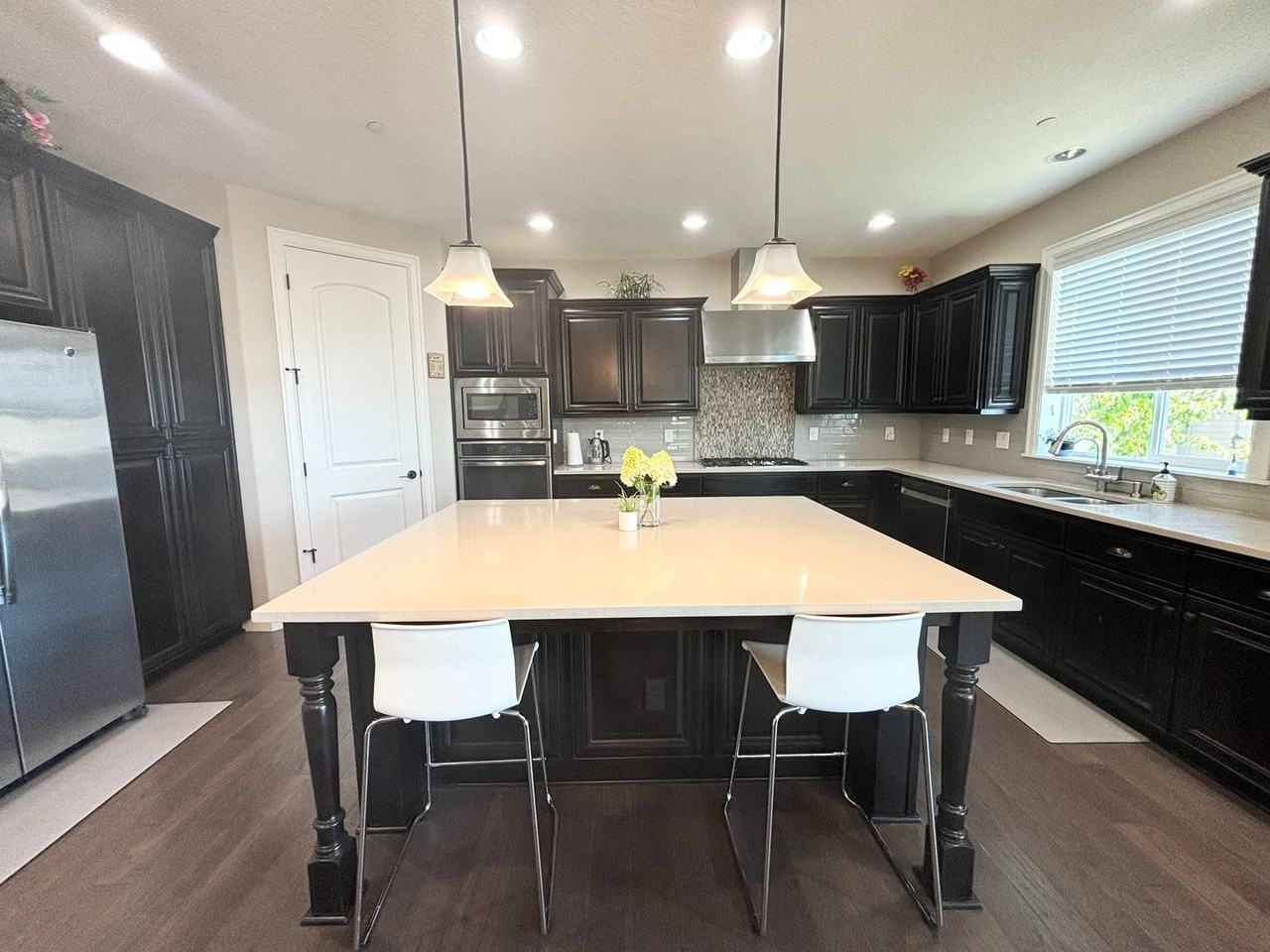5744 Nw 131st Ave - Photo 3 of 30