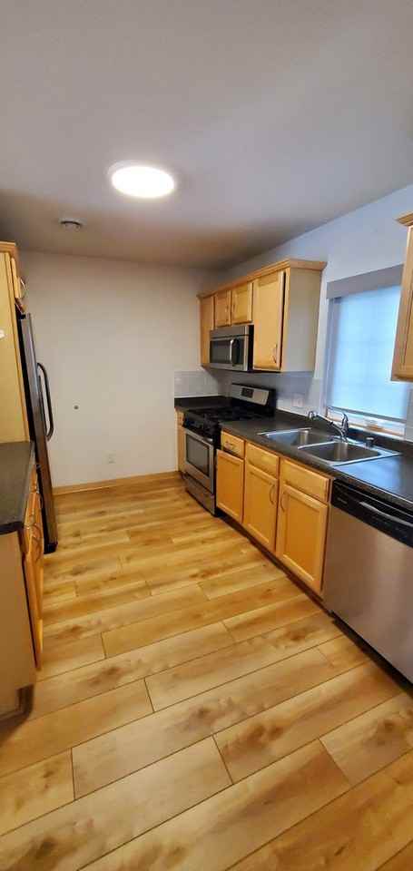 2260 N Rusk Ave - Photo 3 of 14