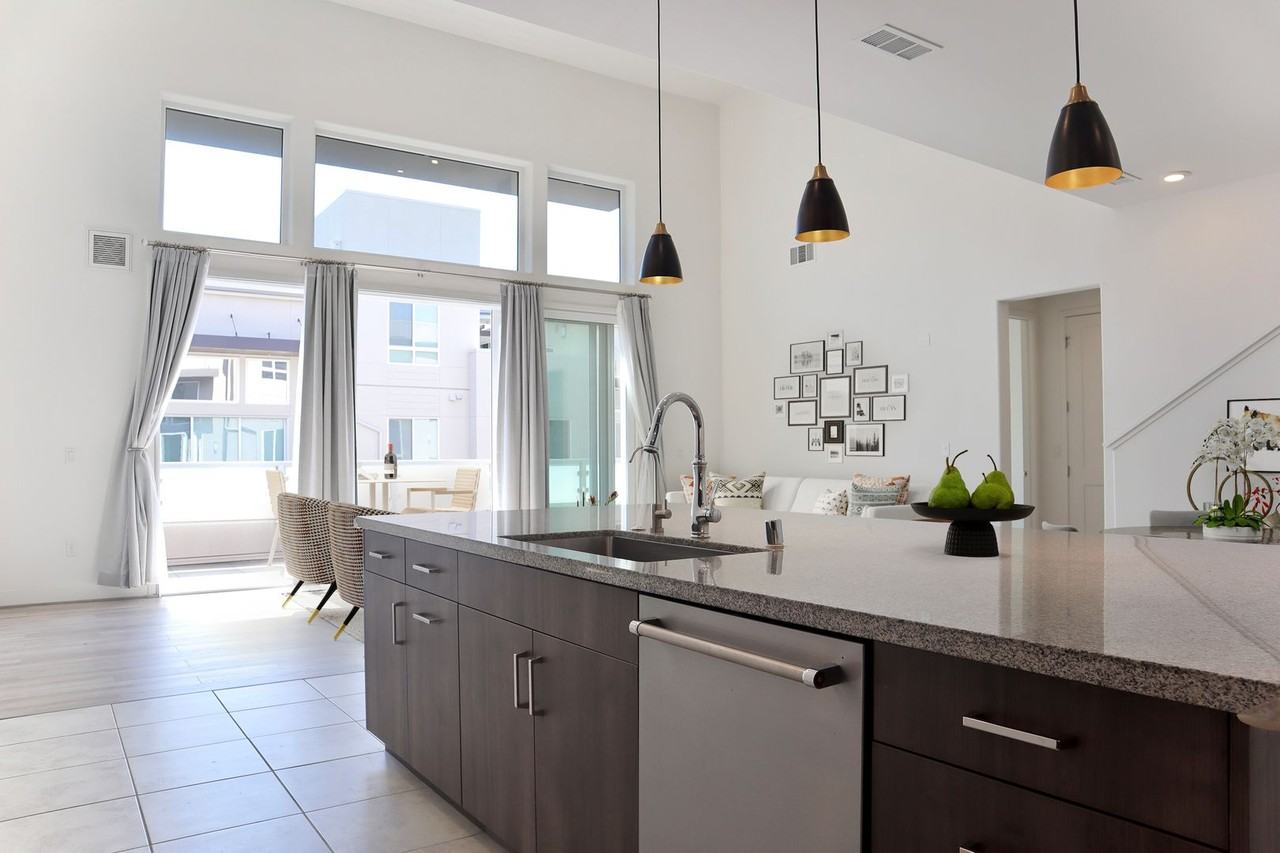 45168 Tom Blalock St - Photo 3 of 31