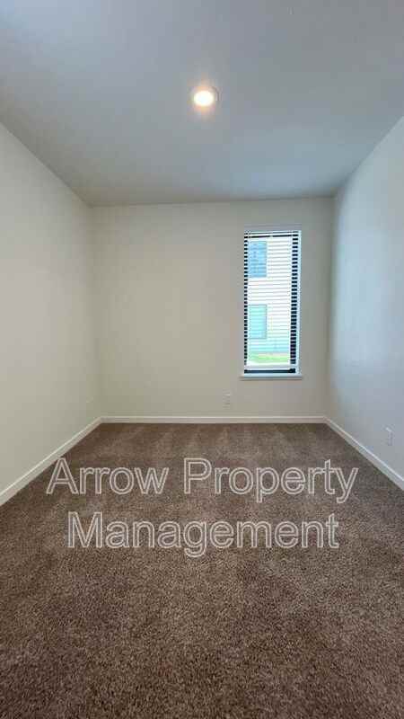 2230 R St #8 - Photo 6 of 13