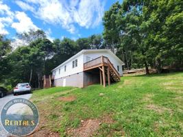 featured image of 427 Sugarloaf Rd