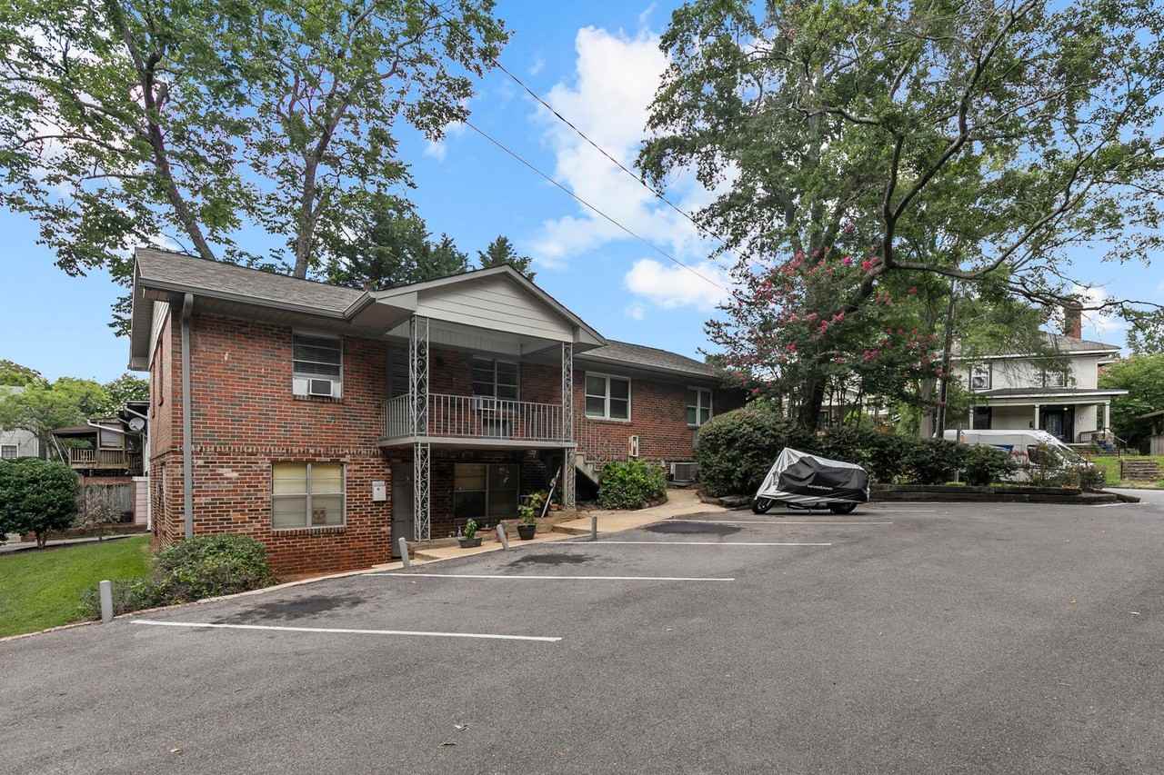 Saint Charles - Photo 5 of 18