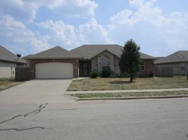 featured image of 412 E Denton Cir