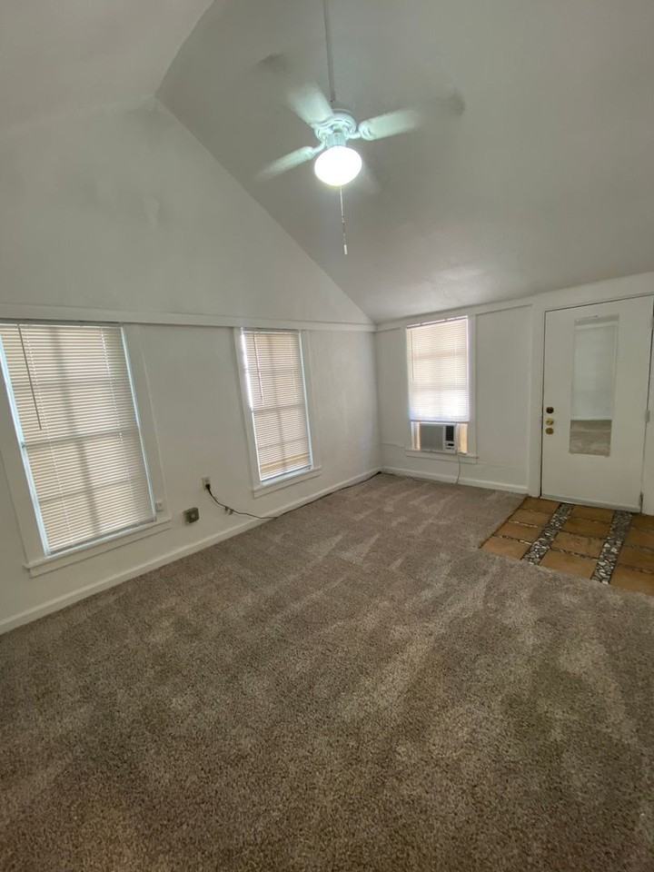 2800 Lafayette Ave #B - Photo 2 of 13