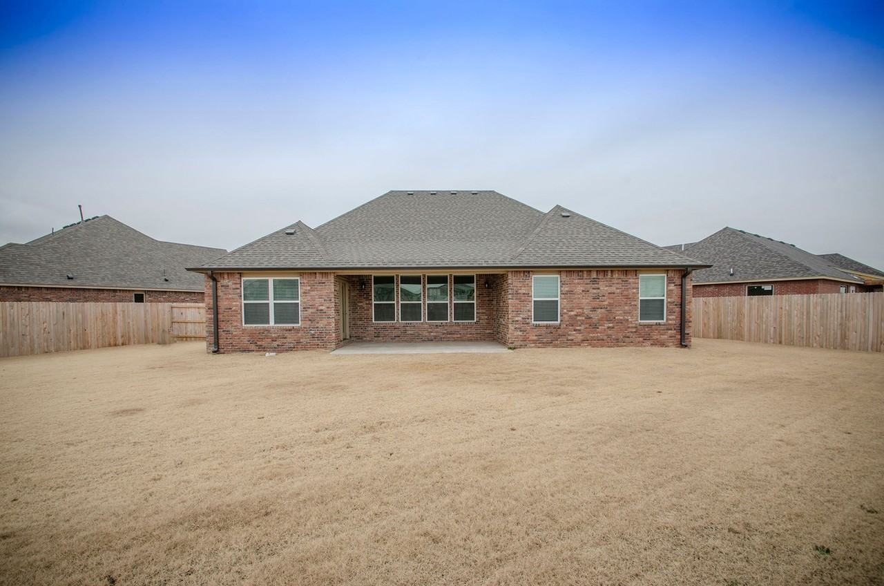 12537 S 75th East Ave - Photo 4 of 25