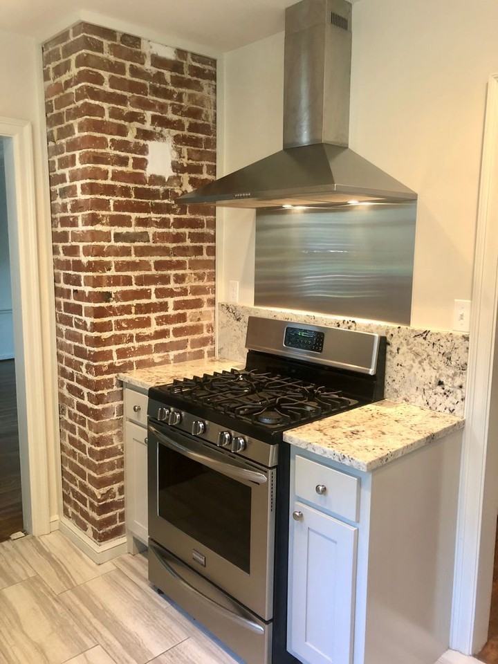 1832 E 32nd St - Photo 2 of 34