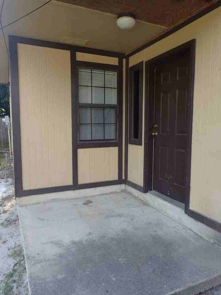 2709 Sheridan Pl - Photo 2 of 11