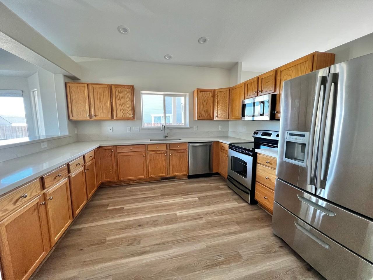 7875 Jacinto Ave - Photo 3 of 18