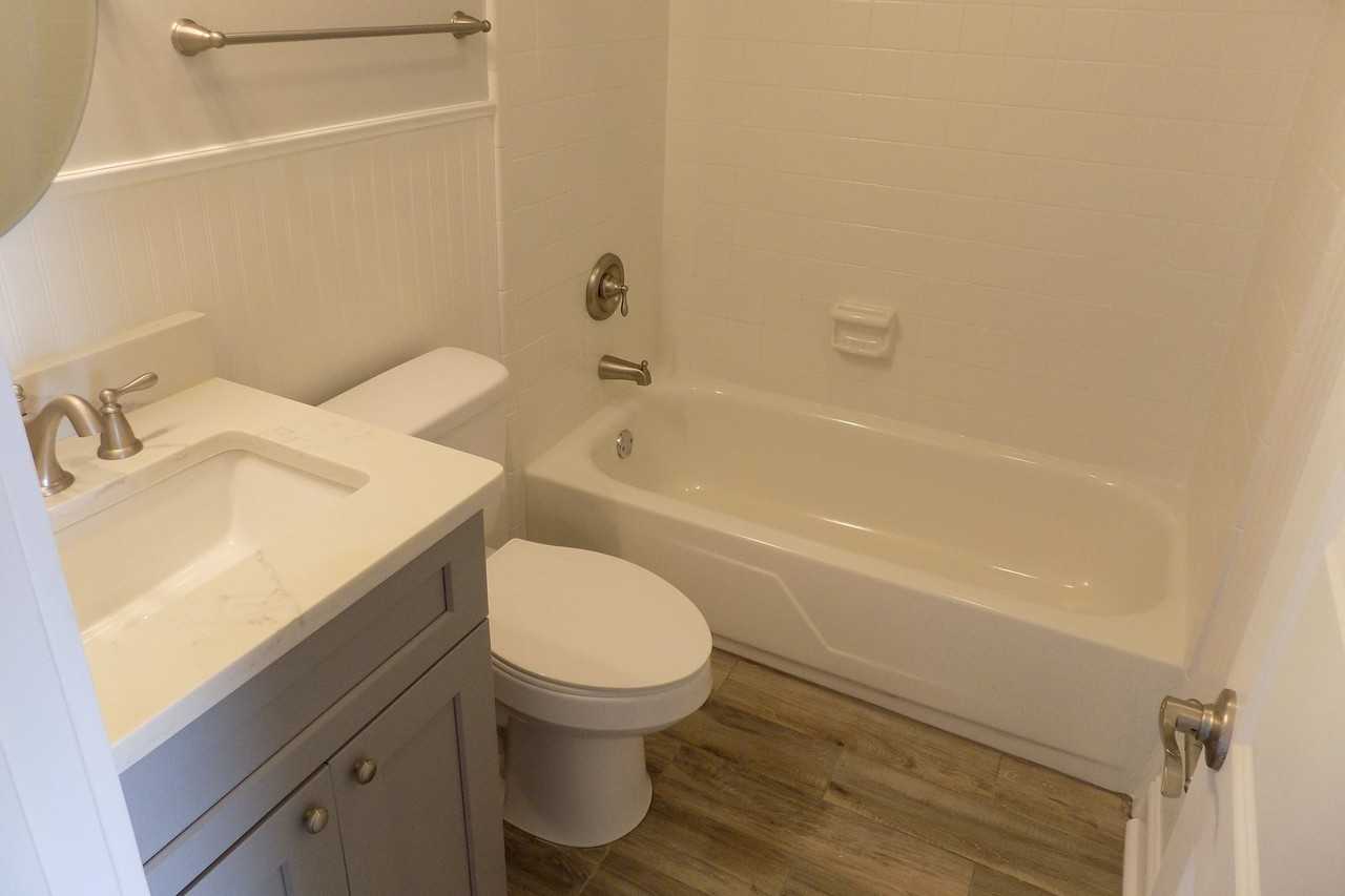 1826 Merriman Ave - Photo 7 of 9