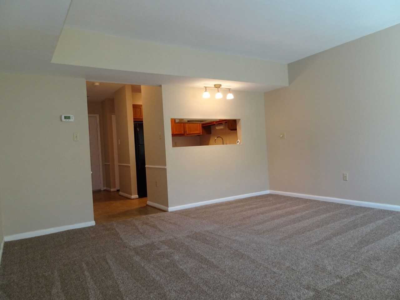 12722 Woodside Ln - Photo 3 of 10