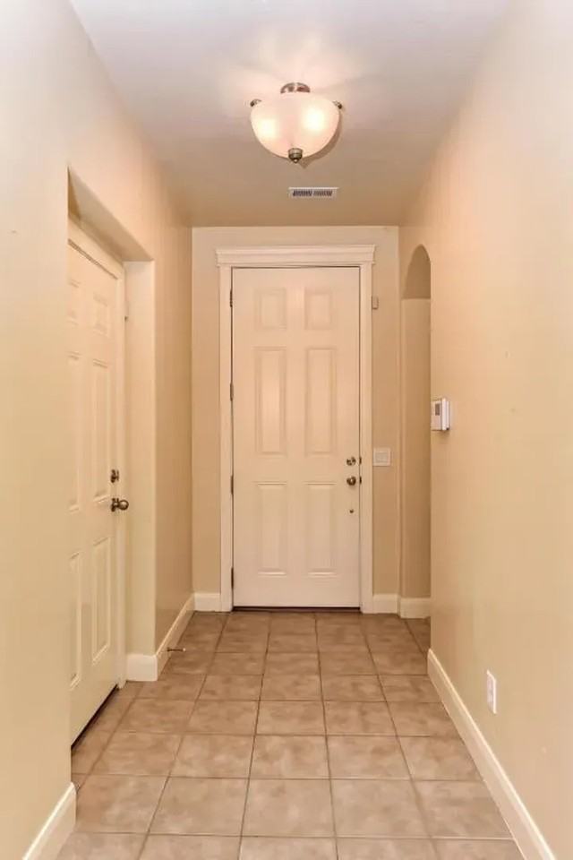 355 E Munich Dr - Photo 2 of 17