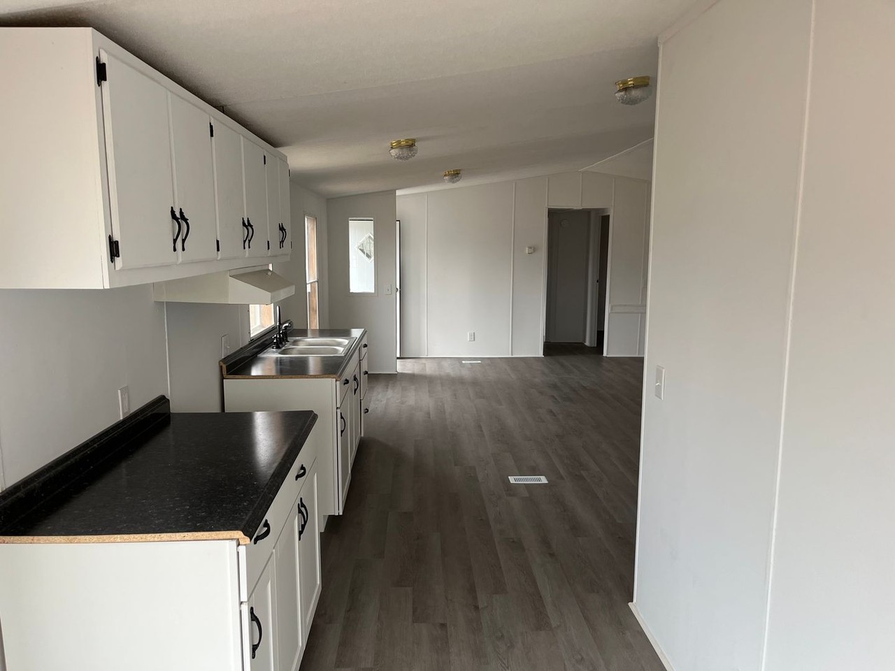 632 British Rd - Photo 5 of 17