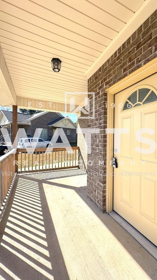 1411 Magnolia Dr - Photo 5 of 20