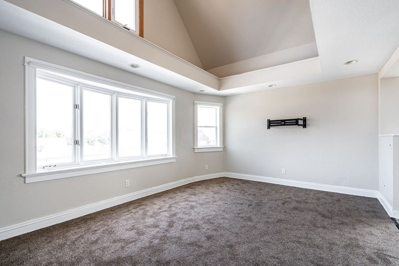 3315 North Holton Street - Photo 5 of 19