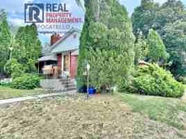 featured image of 252 North Grant Avenue