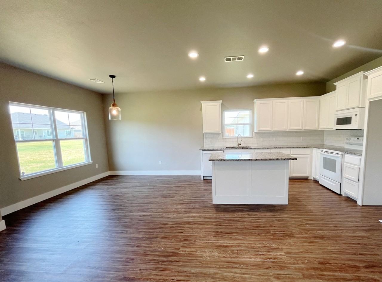 5471 Barn Owl Dr - Photo 2 of 9