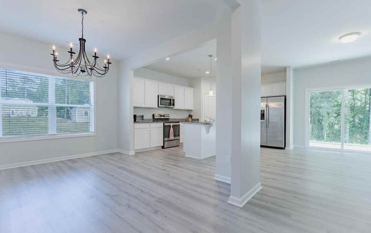 10 Fall Harvest Ct - Photo 3 of 20